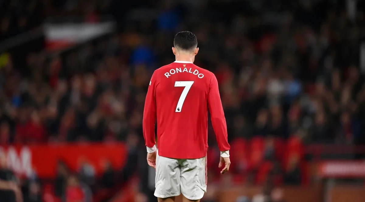 Cristiano Ronaldo sends two-word Manchester United message ahead of Chelsea clash